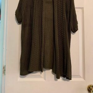 Dress barn olive green cardigan short sleeve